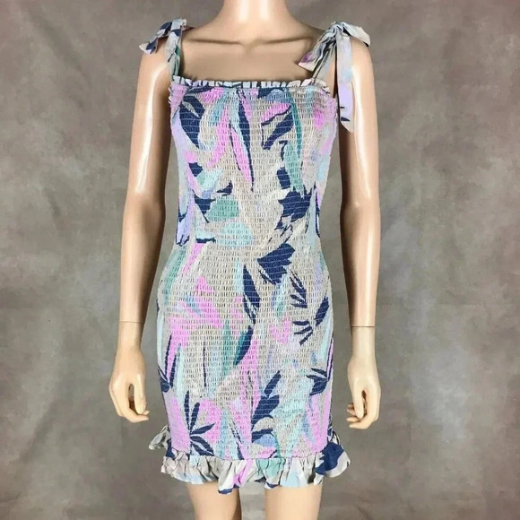 SALTWATER LUXE Tropical Floral Smocked Mini Dress MEDIUM - Picture 1 of 11